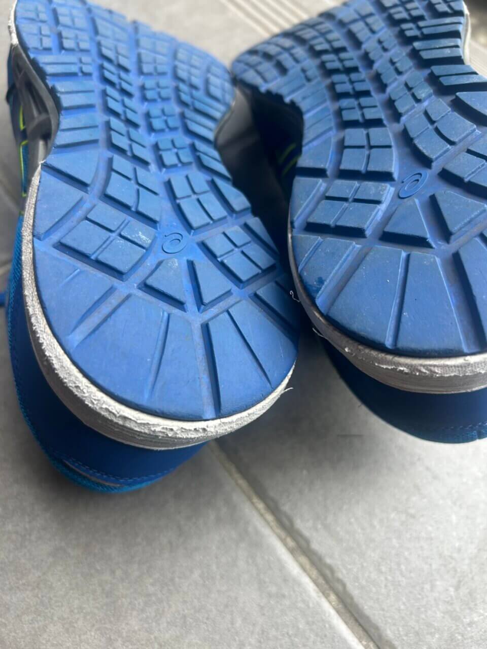 購入後6ヶ月履いたアシックスの安全靴
